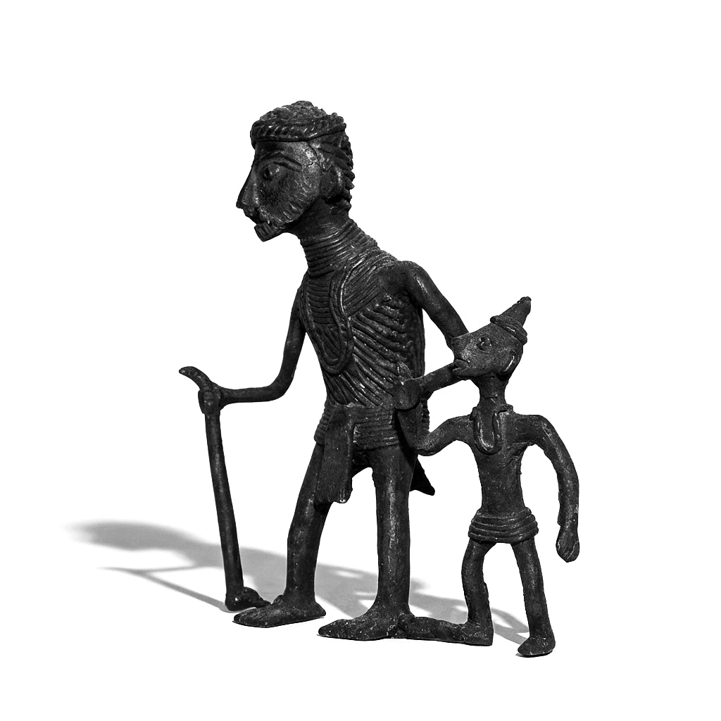 Black Dhokra Tribal Grandfather & Grandson Figurine | Handmade Bronze Family Sculpture