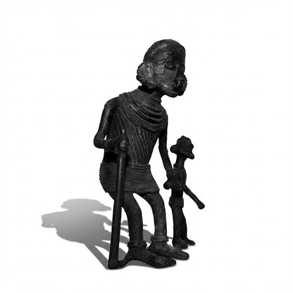 Black Dhokra Grandma & Grandson Figurine | Tribal Bronze Family Bonding Sculpture from Odisha