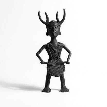 Black Dhokra Tribal Musician Playing Mandar – Handmade Bronze Mandar Drum Figurine from Odisha