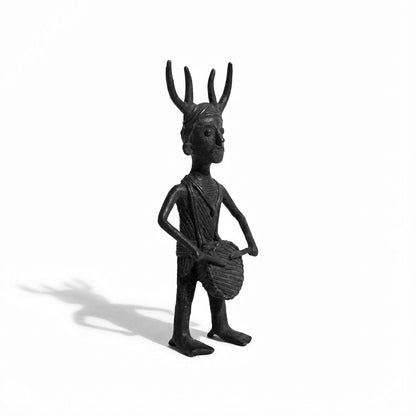 Black Dhokra Tribal Musician Playing Mandar – Handmade Bronze Mandar Drum Figurine from Odisha