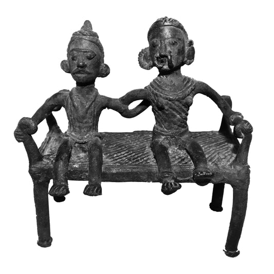 Black Dhokra Man and Woman Sitting on Cot – Handmade Bronze Couple Figurine | Rare Dhokra Metal Art