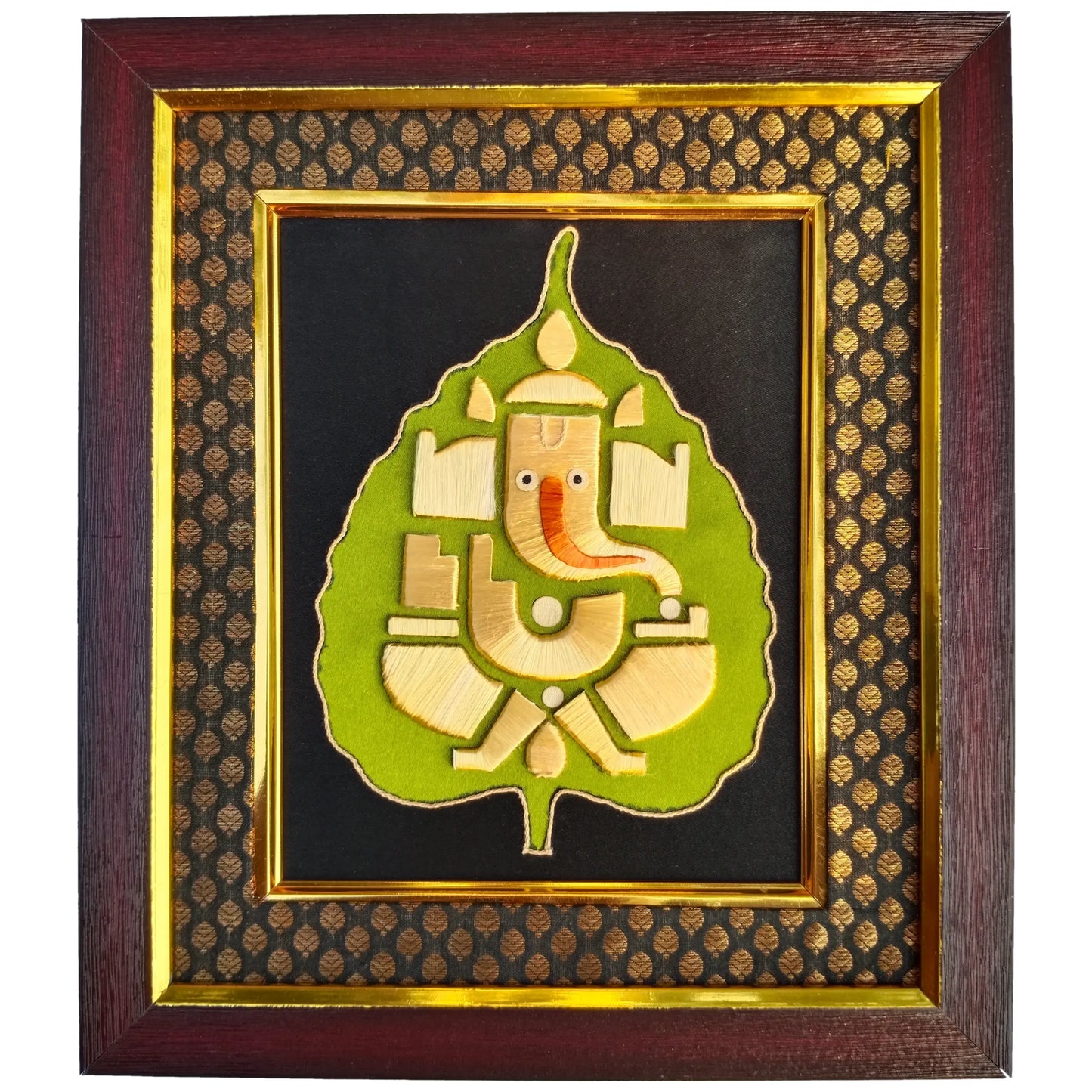 Lord Ganesha on Ashvatth (peepal) leaf tussar craft